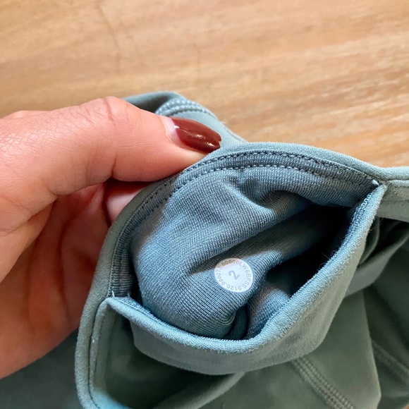 Lululemon Align™ Jogger Crop 
23" - Picture 4 of 4